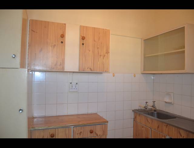 1 BEDROOM FLAT FOR SALE IN SCOTTBURGH CENTRAL
